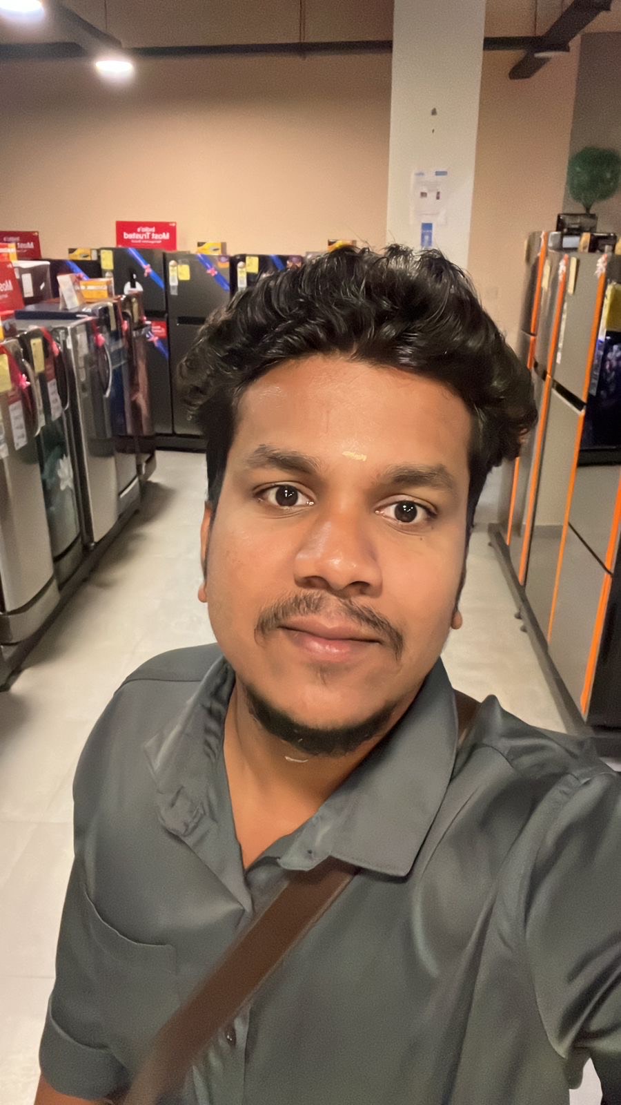 Abinesh Reghukumar profile picture